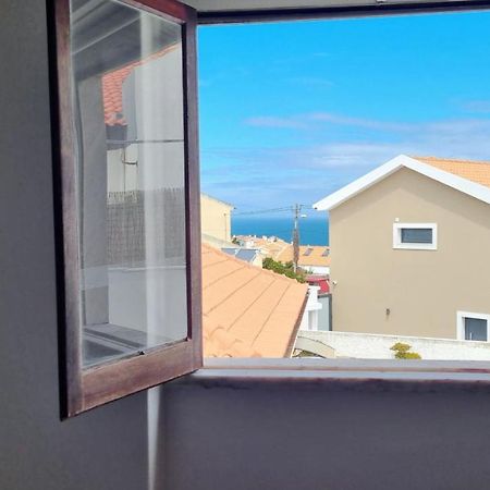 Family Surf Home - Hostel Mafra Luaran gambar