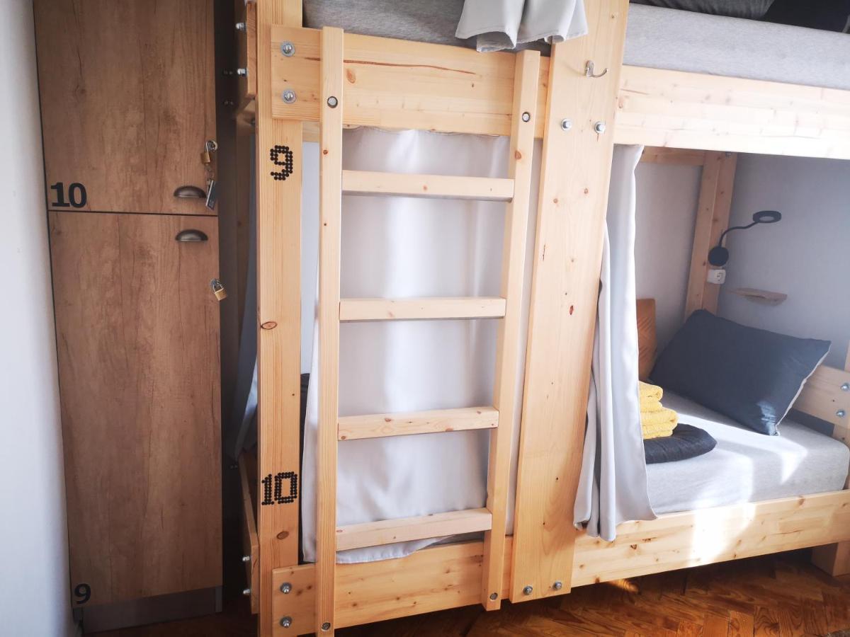 Family Surf Home - Hostel Mafra Luaran gambar